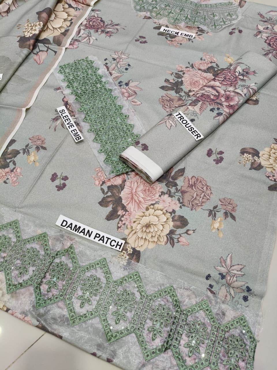 Iznik Green Luxury Dhanak Embroidered 3 piece Unstitched