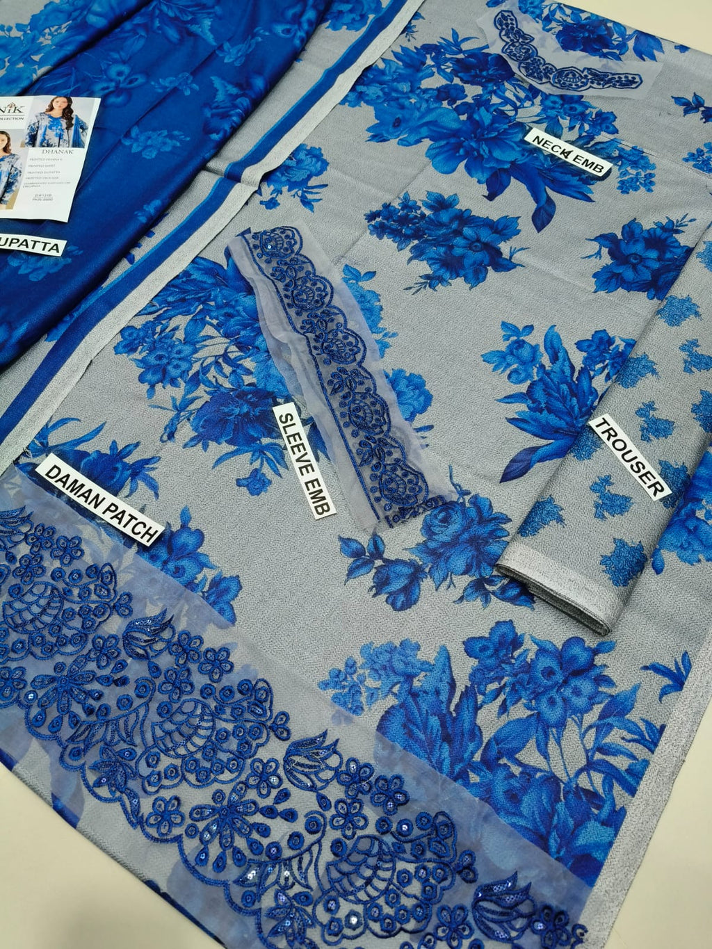 Iznik Dhanak 3pc suit